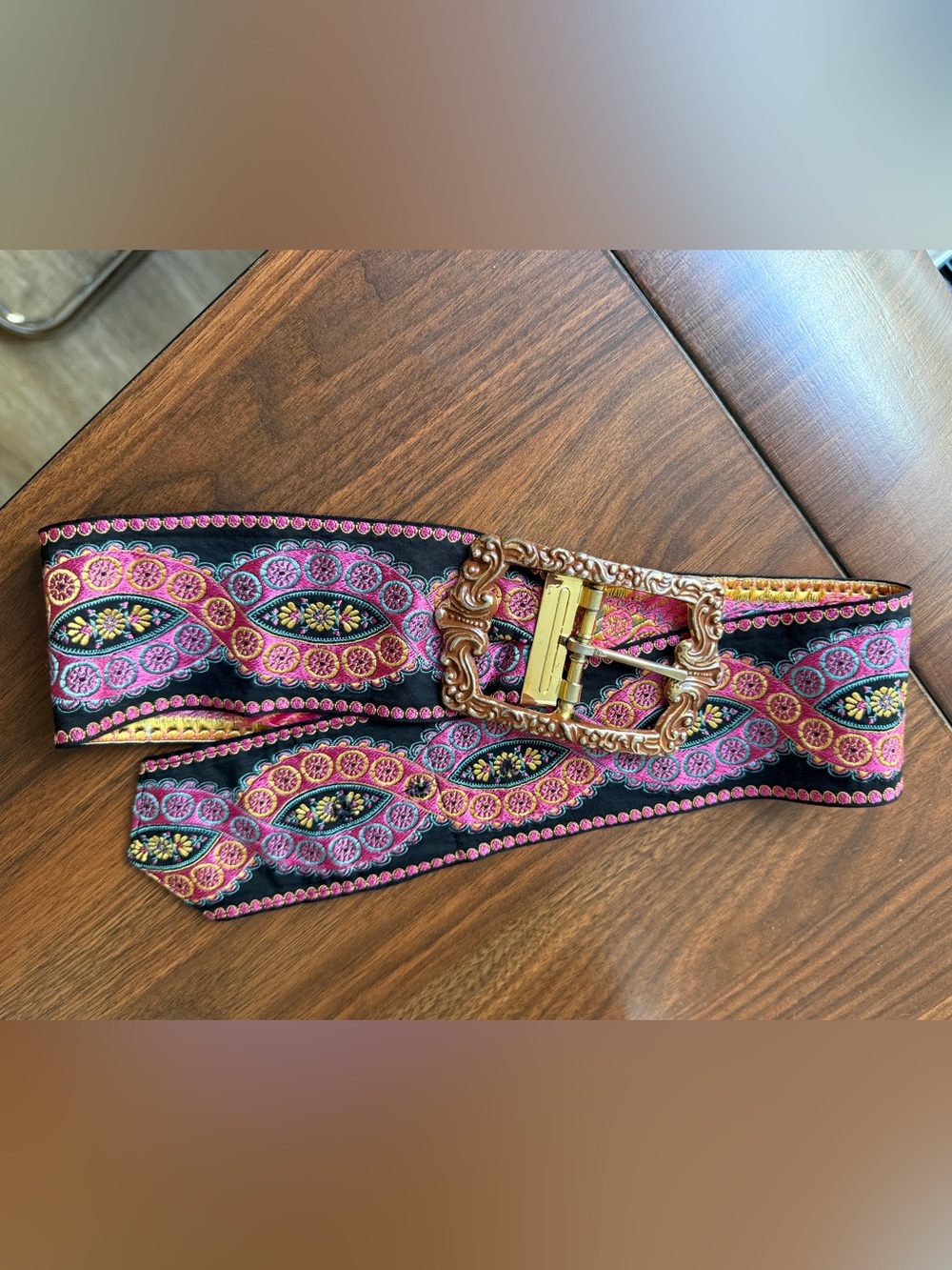 Vintage Women's Pink Patterned Wide Waist Belt with Gold Buckle